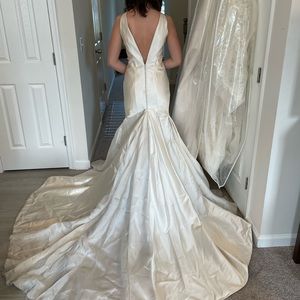 Ann Maier size 12 couture wedding gown heavy satin and organza